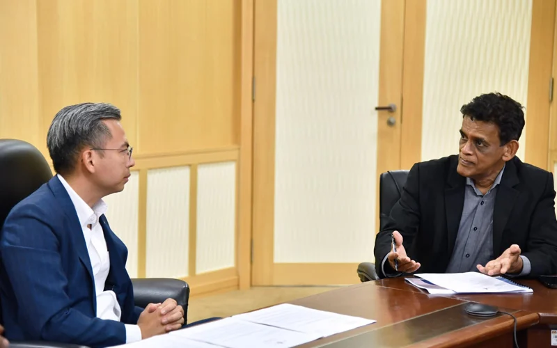 Royalty payment tops agenda at Karyawan’s meeting with Fahmi